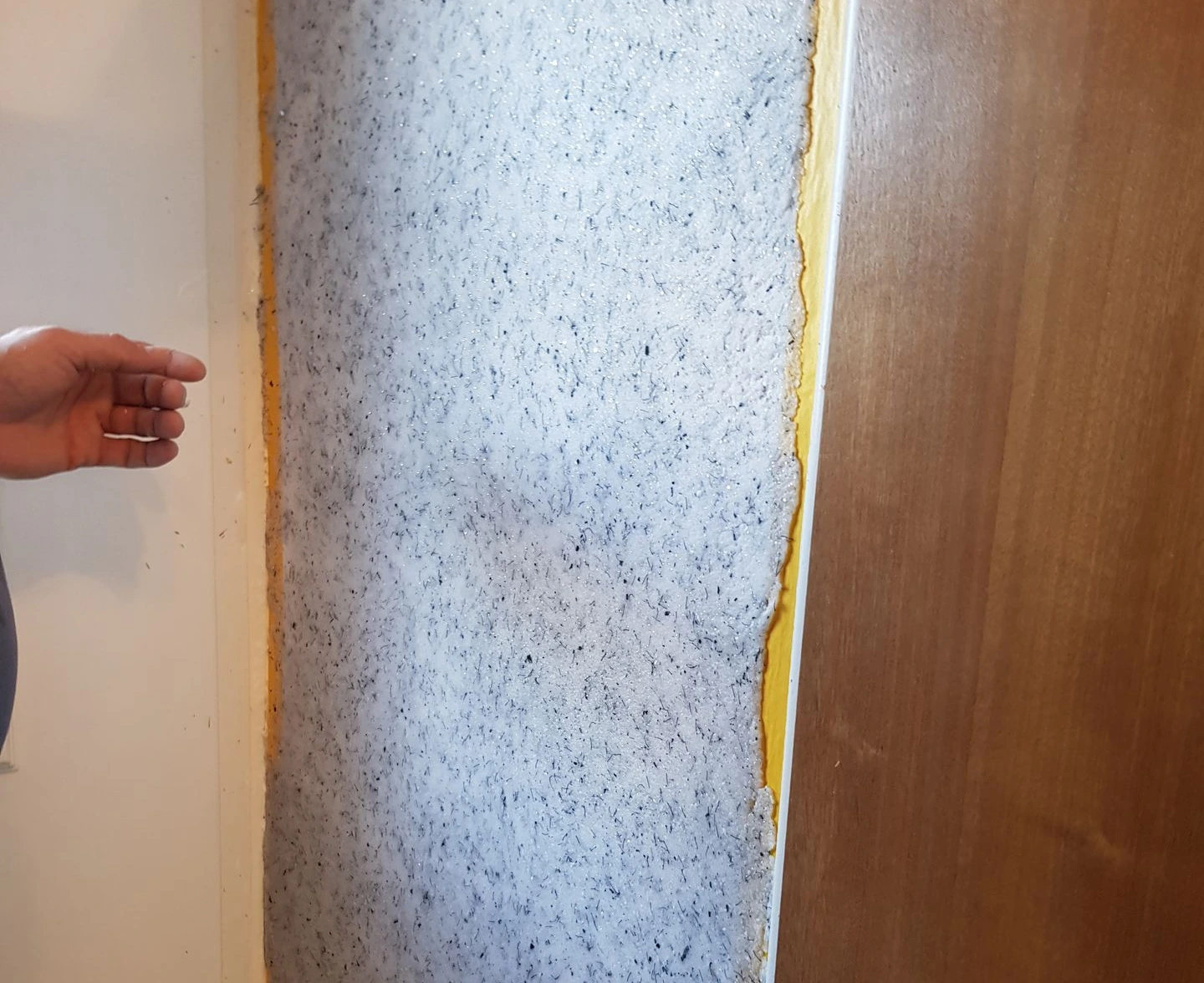 Ein Kunde nutzt Baumwollputz als Tapete zum Spachteln Ein Kunde nutzt Baumwollputz als Tapete zum Spachteln